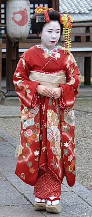Eine Geisha ist eine japanische Unterhaltungsknstlerin